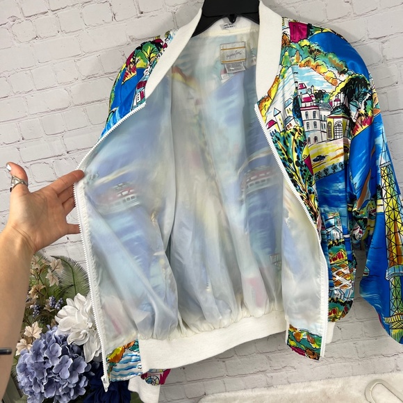 🏷️VINTAGE |•JACQEULINE FERRAR•| Oversize Multicolor Satin Jacket - Picture 6 of 11